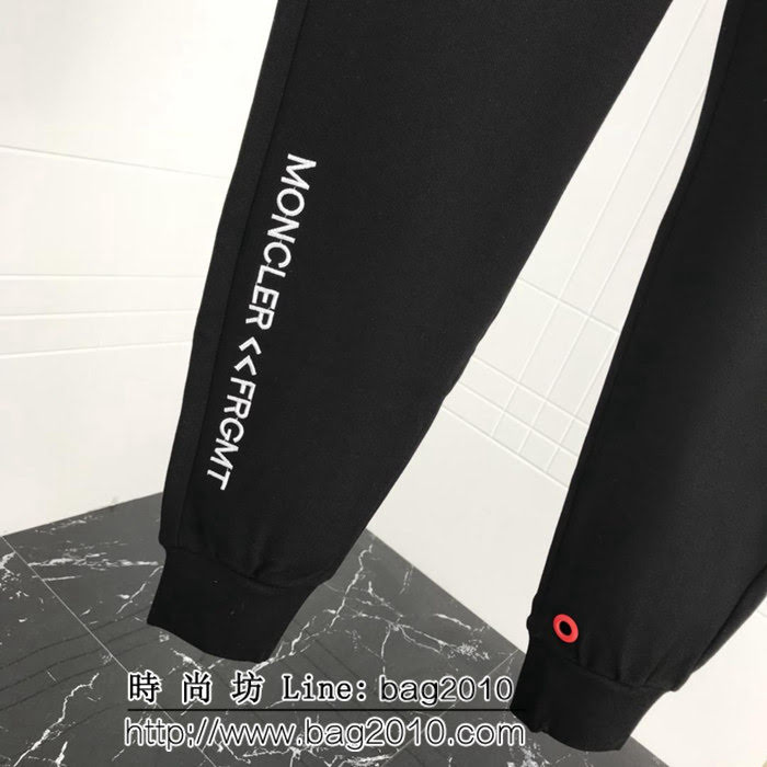 MONCLER蒙口 18年秋季新款 品牌LOGO繡標刺繡 舒適保暖 加絨男款休閒褲 ydi1842